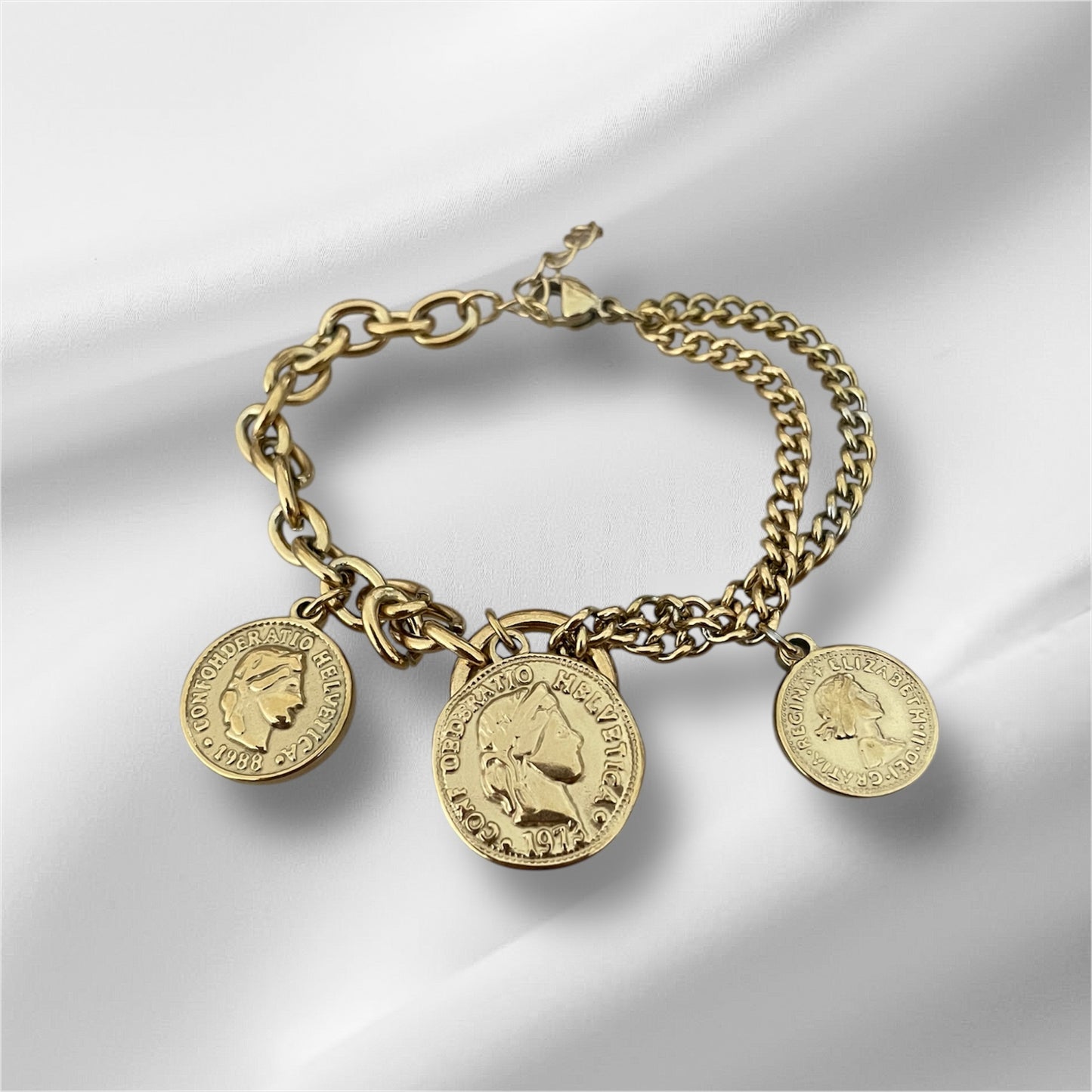 Bracelet Breloques pièces Louisa, acier inoxydable doré.