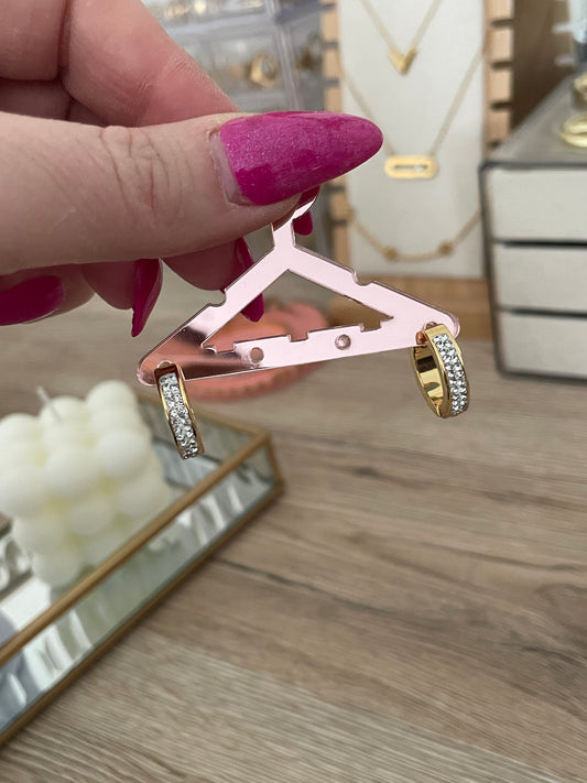Boucles d’oreilles (moyennes) créoles Marine strass, acier inoxydable doré.