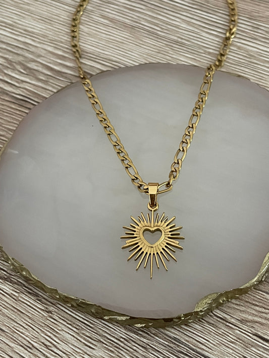 Collier Caroline cœur soleil, chaîne gourmette en acier inoxydable doré.
