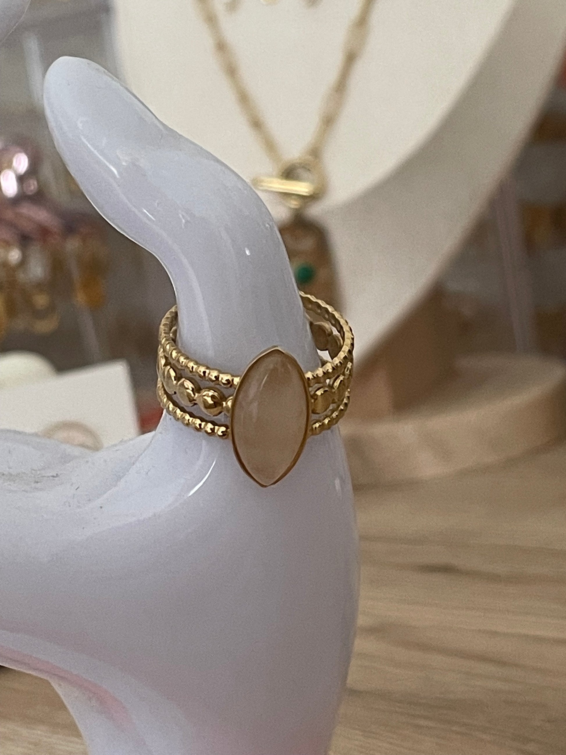 Bague Éline, pierre ovale rose, acier inoxydable