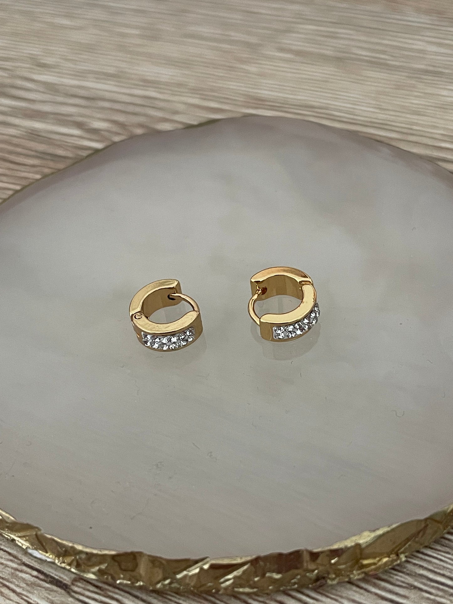 Boucles d’oreilles (minis) créoles Marine strass, acier inoxydable doré.